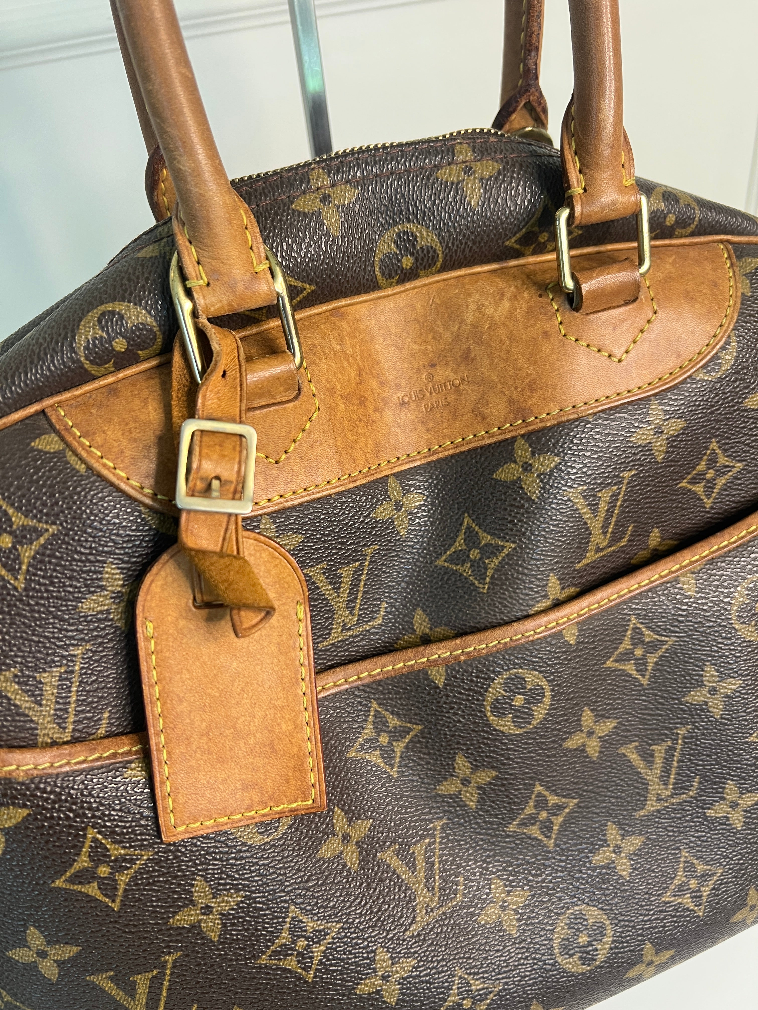 Louis Vuitton Deauville Monogram Canvas Handtas