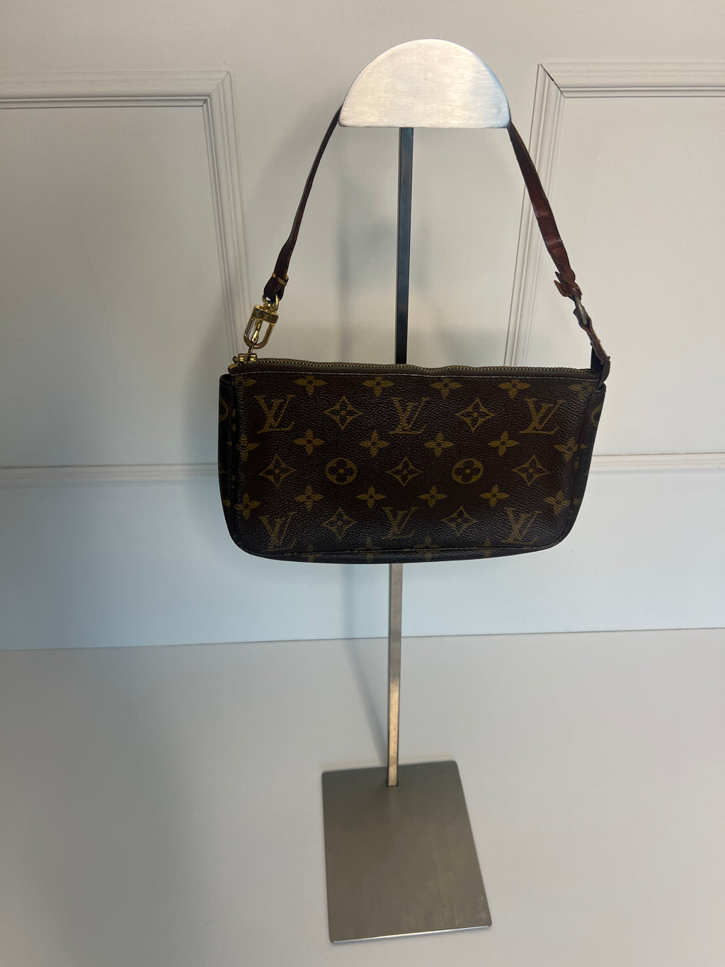 Louis Vuitton Pochette Accessoires Brown Monogram
