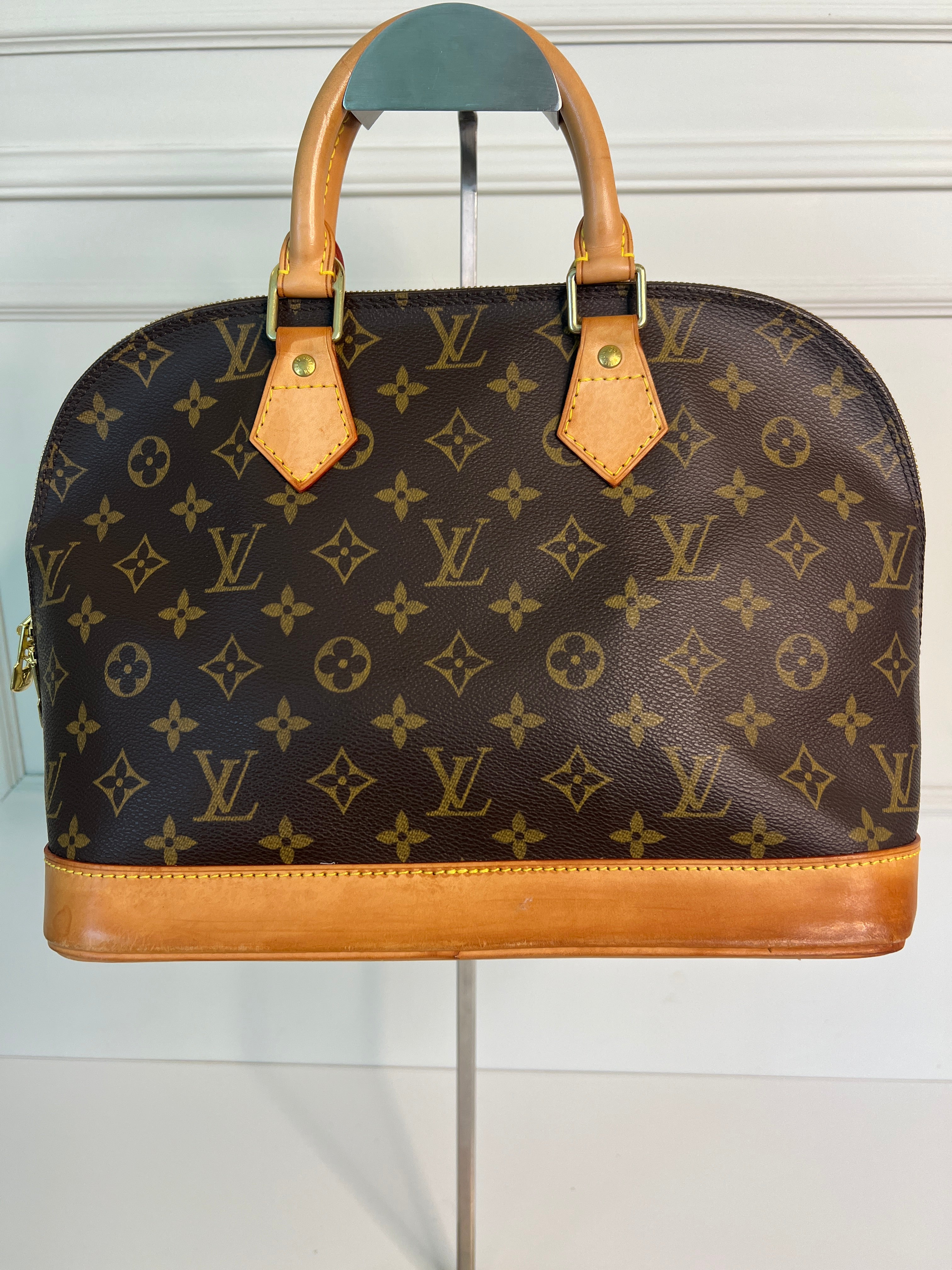 Louis Vuitton Alma PM Monogram Canvas Handtas