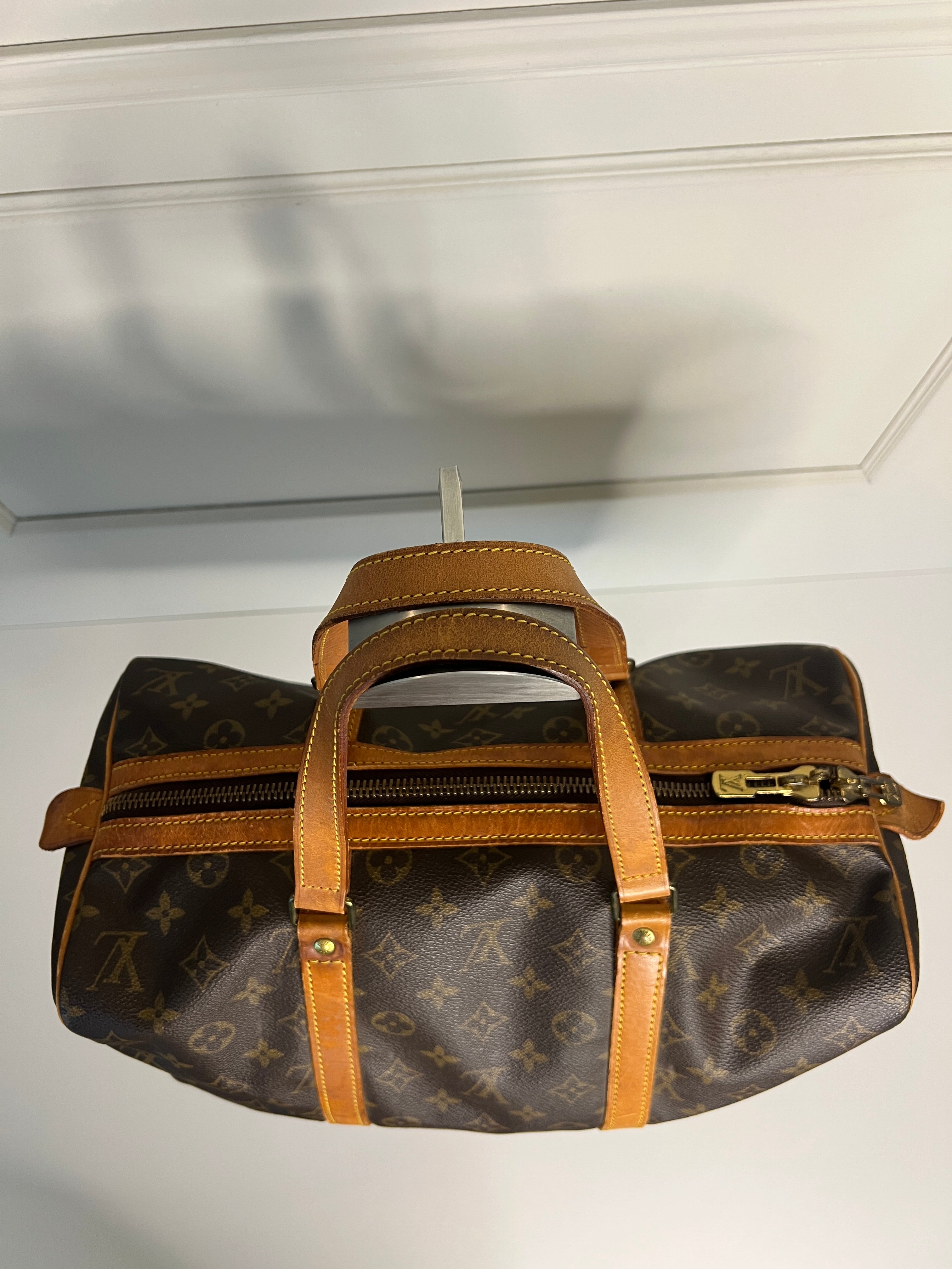 Louis Vuitton Sac Flanerie 35 Monogram Canvas Schoudertas