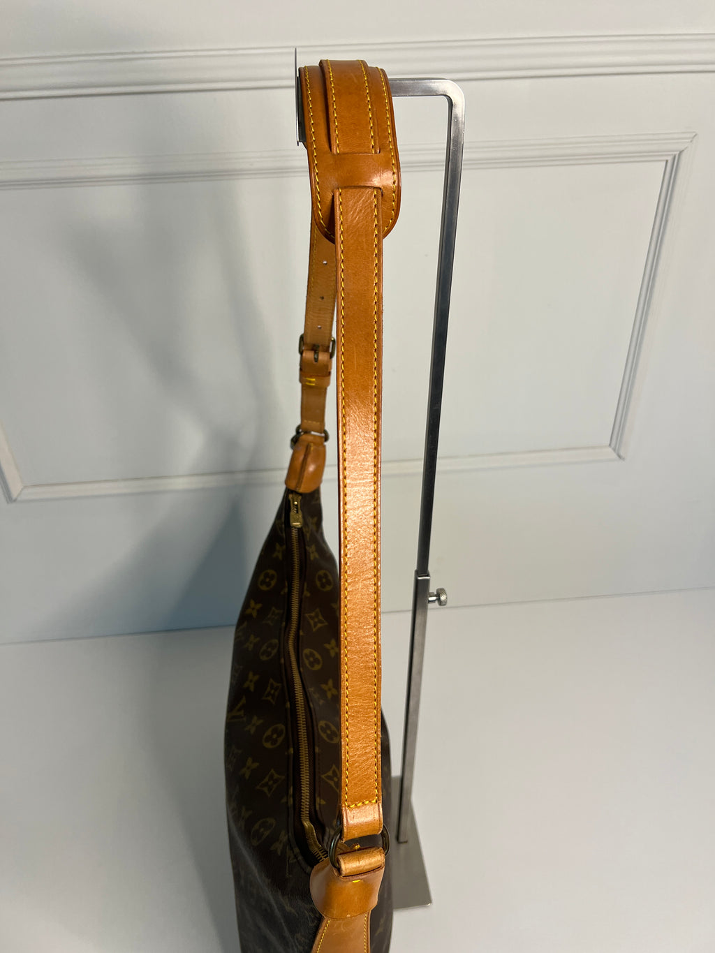 Louis Vuitton Boulogne 30 Monogram Canvas Umhängetasche