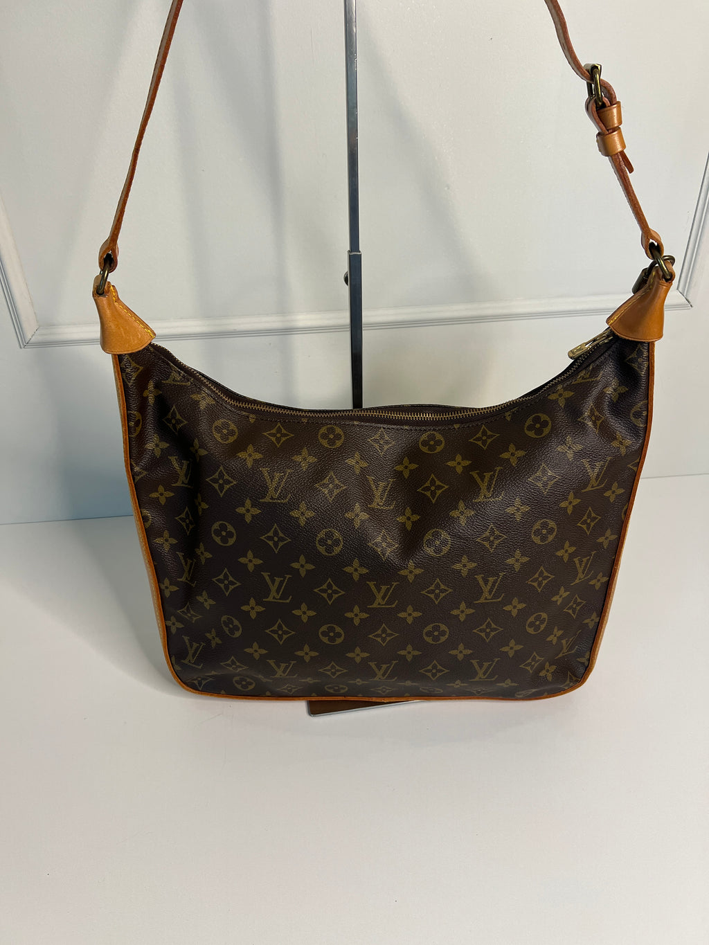 Louis Vuitton Boulogne 30 Monogram Canvas Umhängetasche