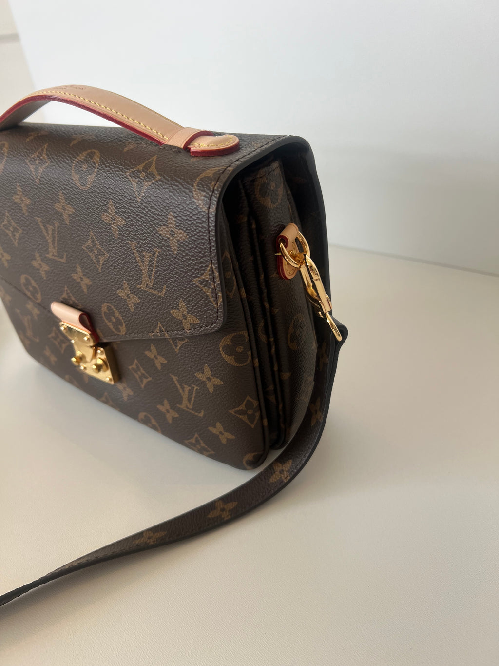 Louis Vuitton Pochette Métis crossbody schoudertas