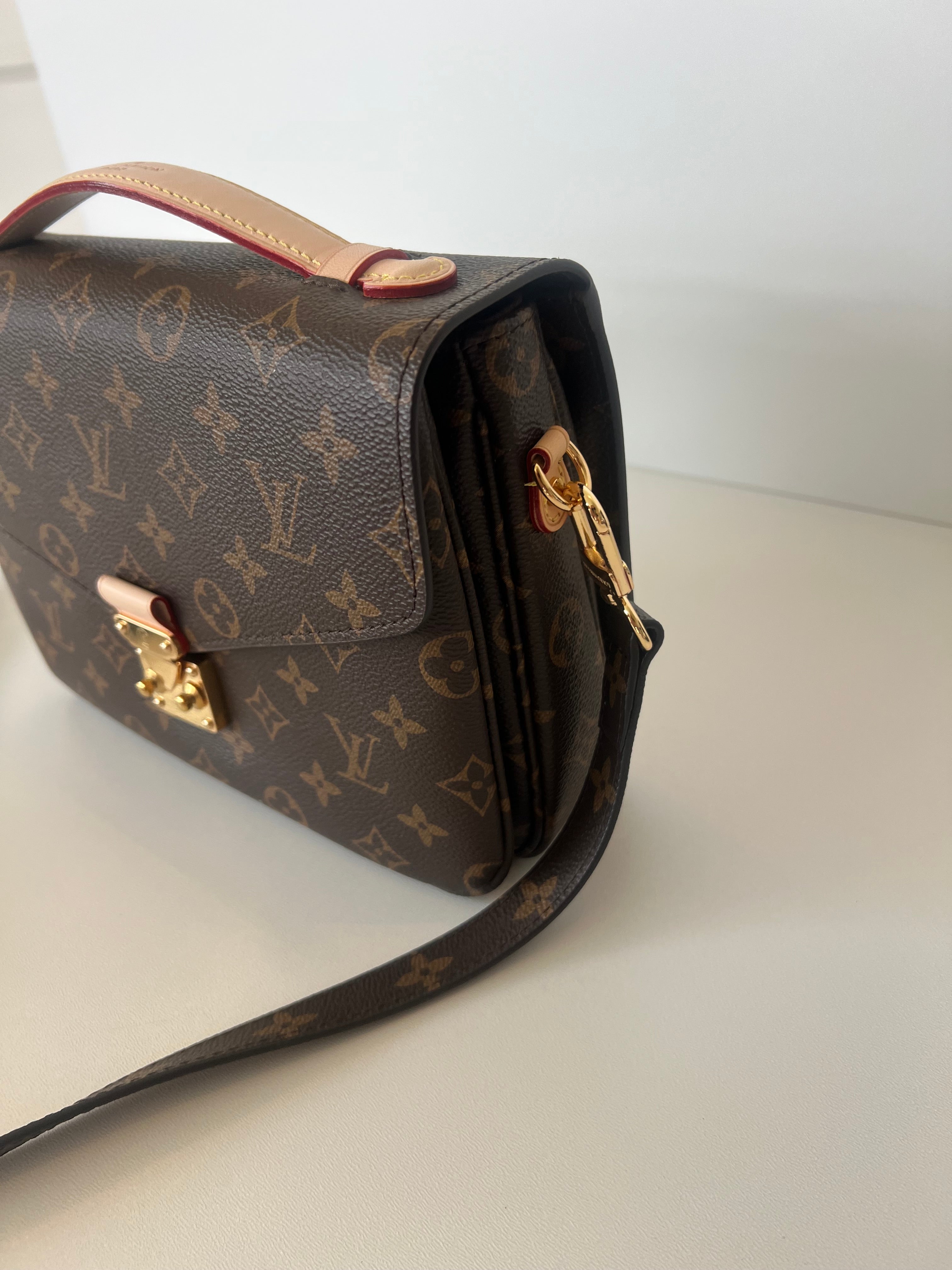 Louis Vuitton Pochette Métis crossbody schoudertas