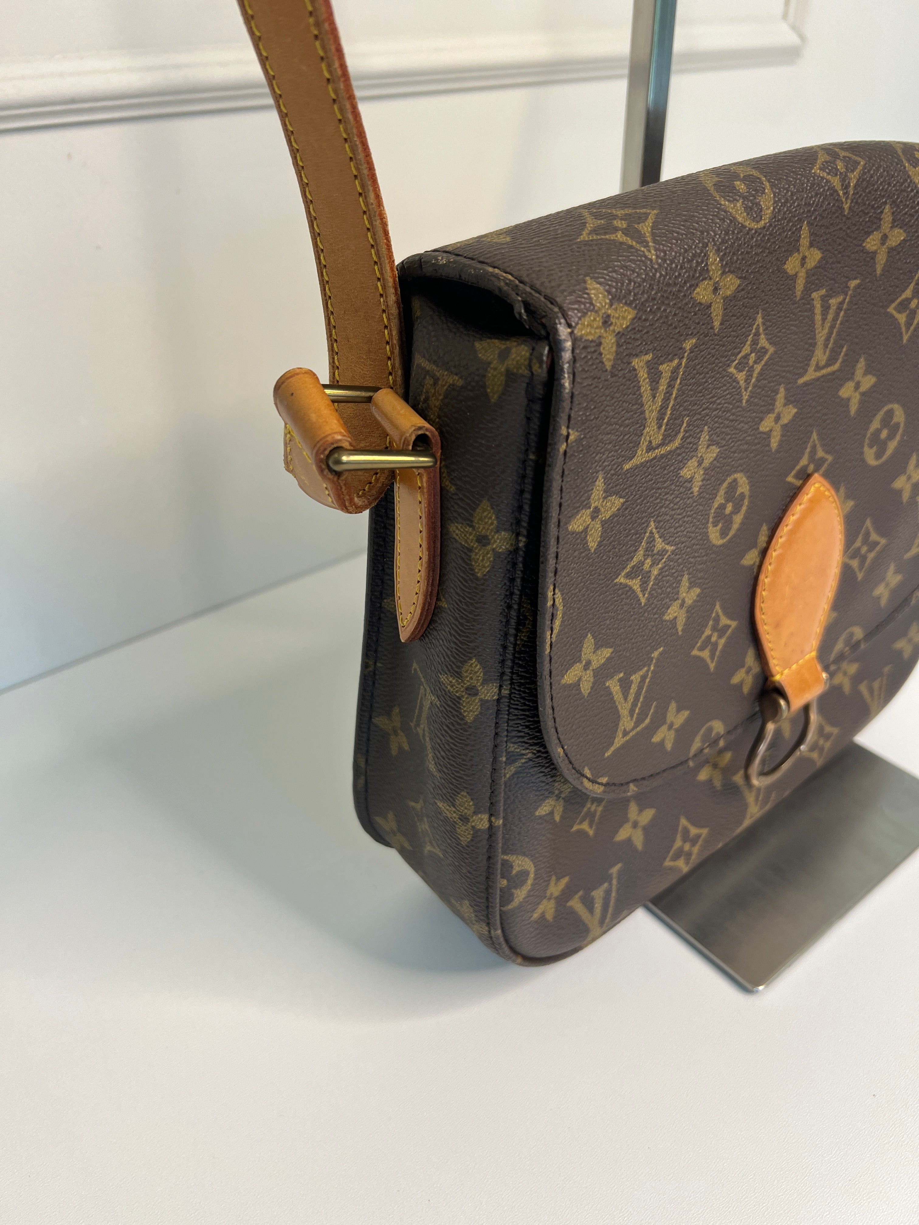 Louis Vuitton Saint Cloud GM Monogram Canvas Crossbody Schoudertas
