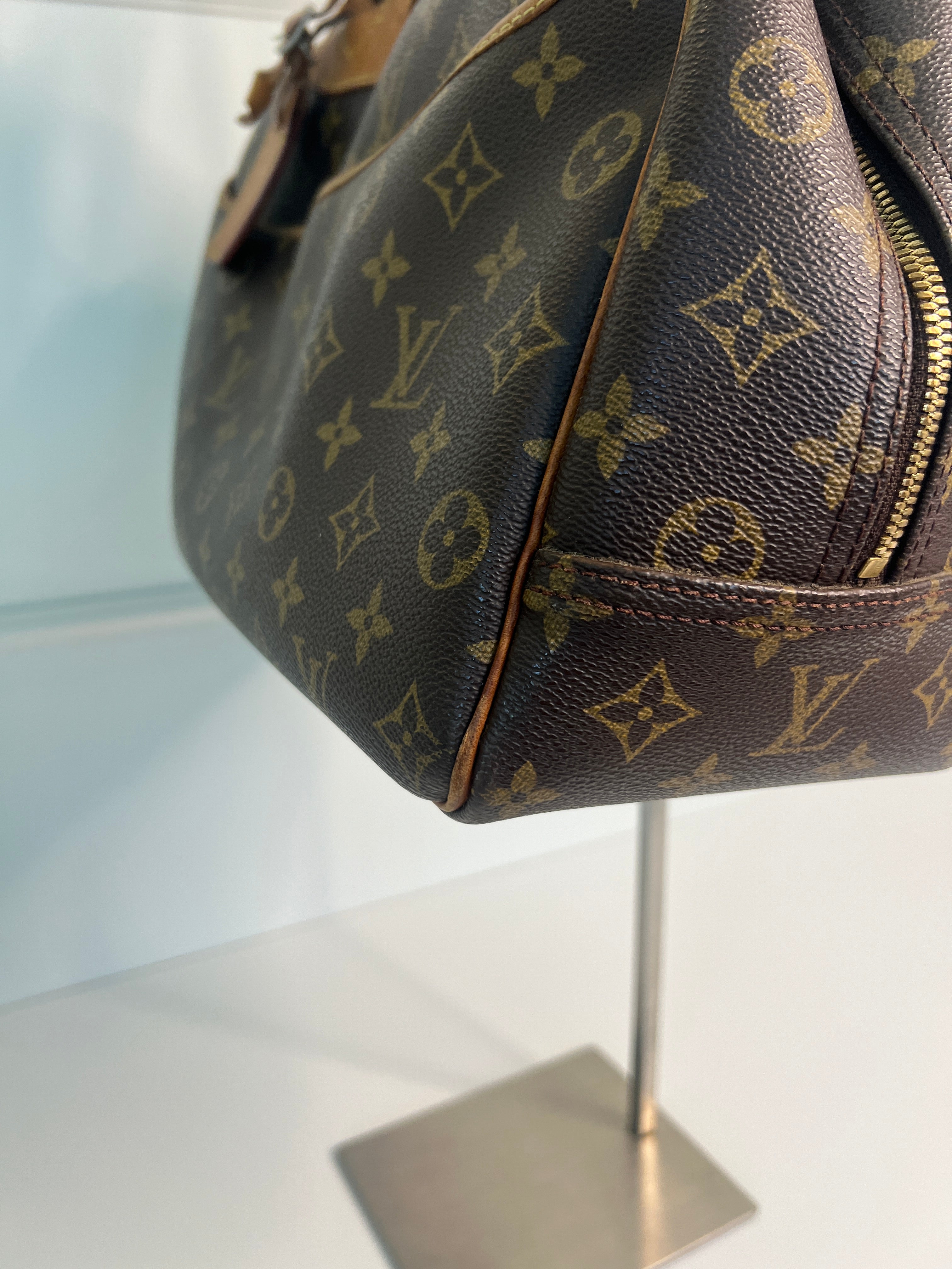 Louis Vuitton Deauville Monogram Canvas Handtas