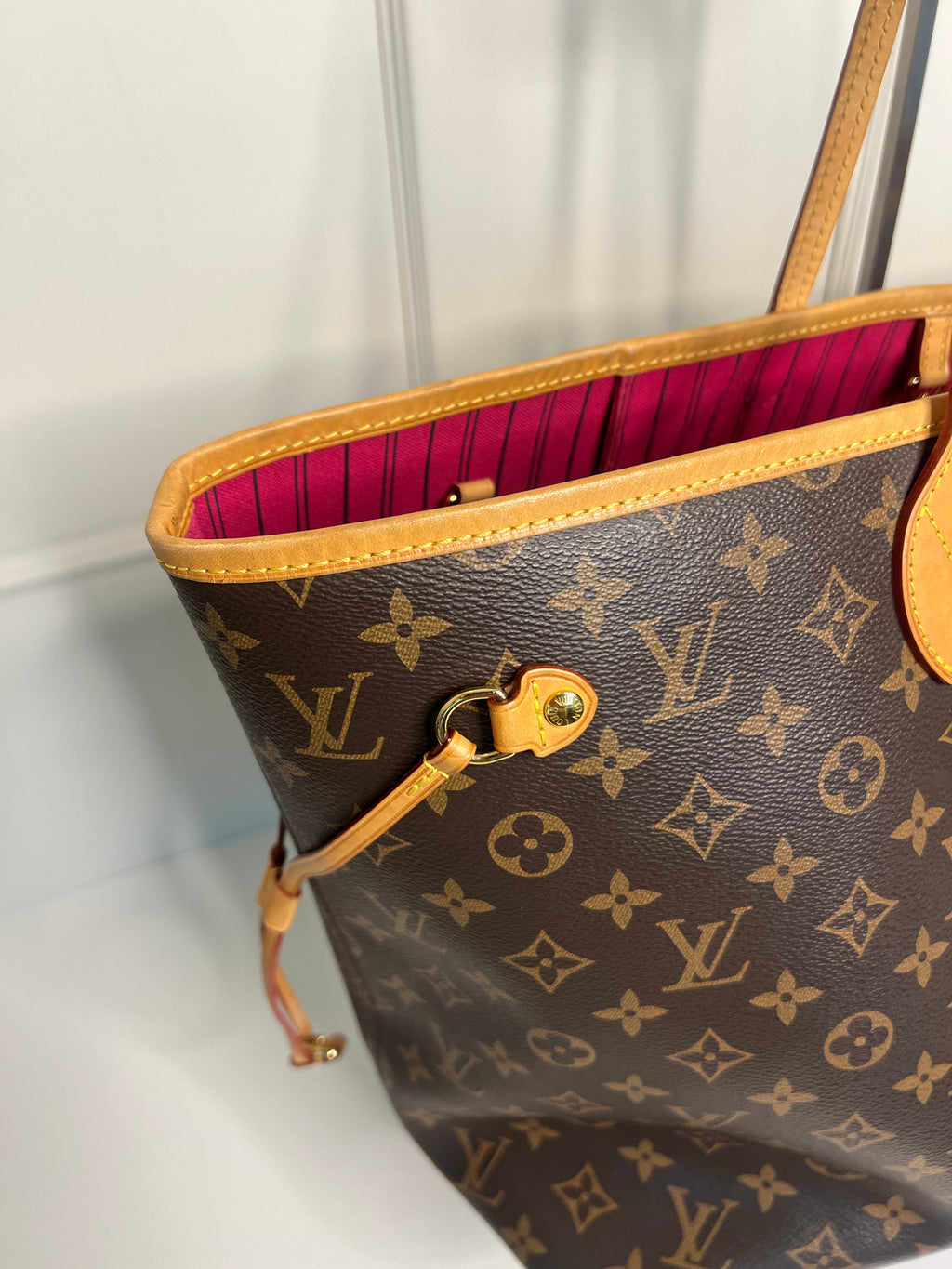Louis Vuitton Neverfull GM Monogram Canvas Pink Pochette