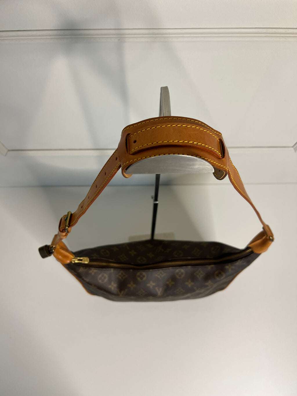 Louis Vuitton Boulogne 30 Monogram Canvas Umhängetasche