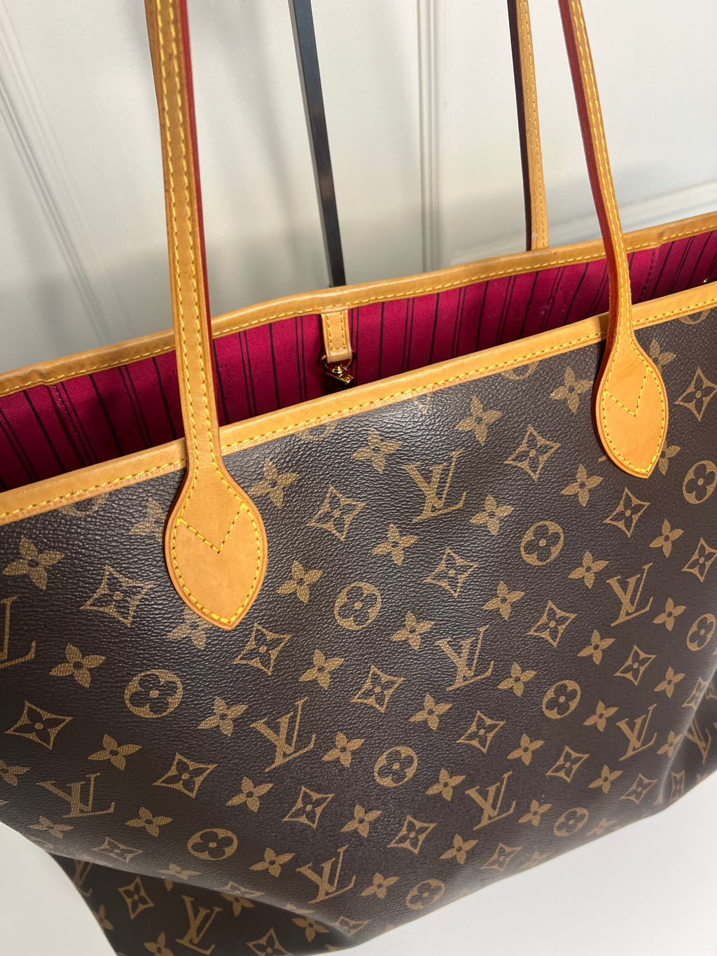 Louis Vuitton Neverfull GM Monogram Canvas Pink Pochette