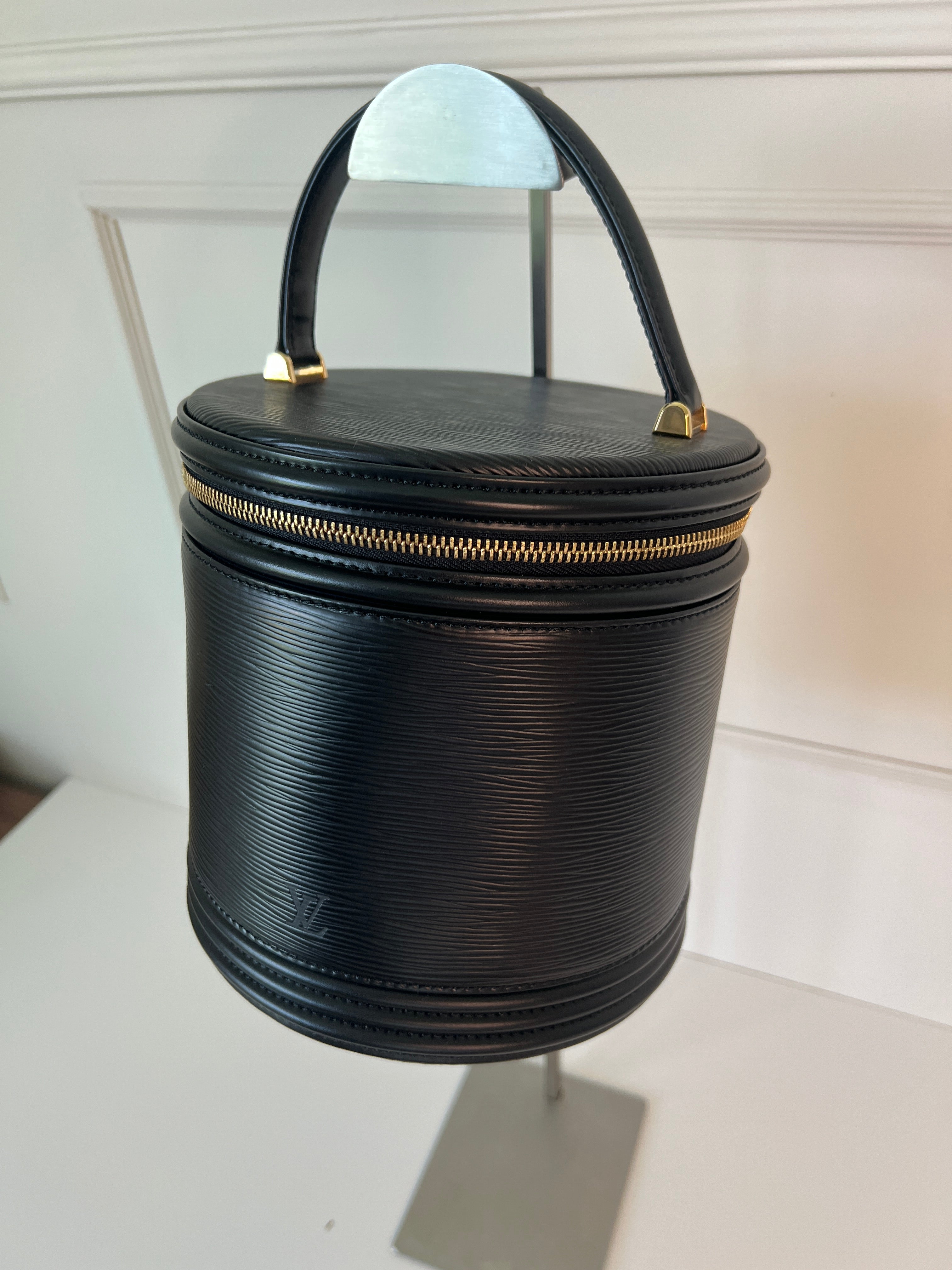 Louis Vuitton Cannes Epi Handtas Vintage Zwart