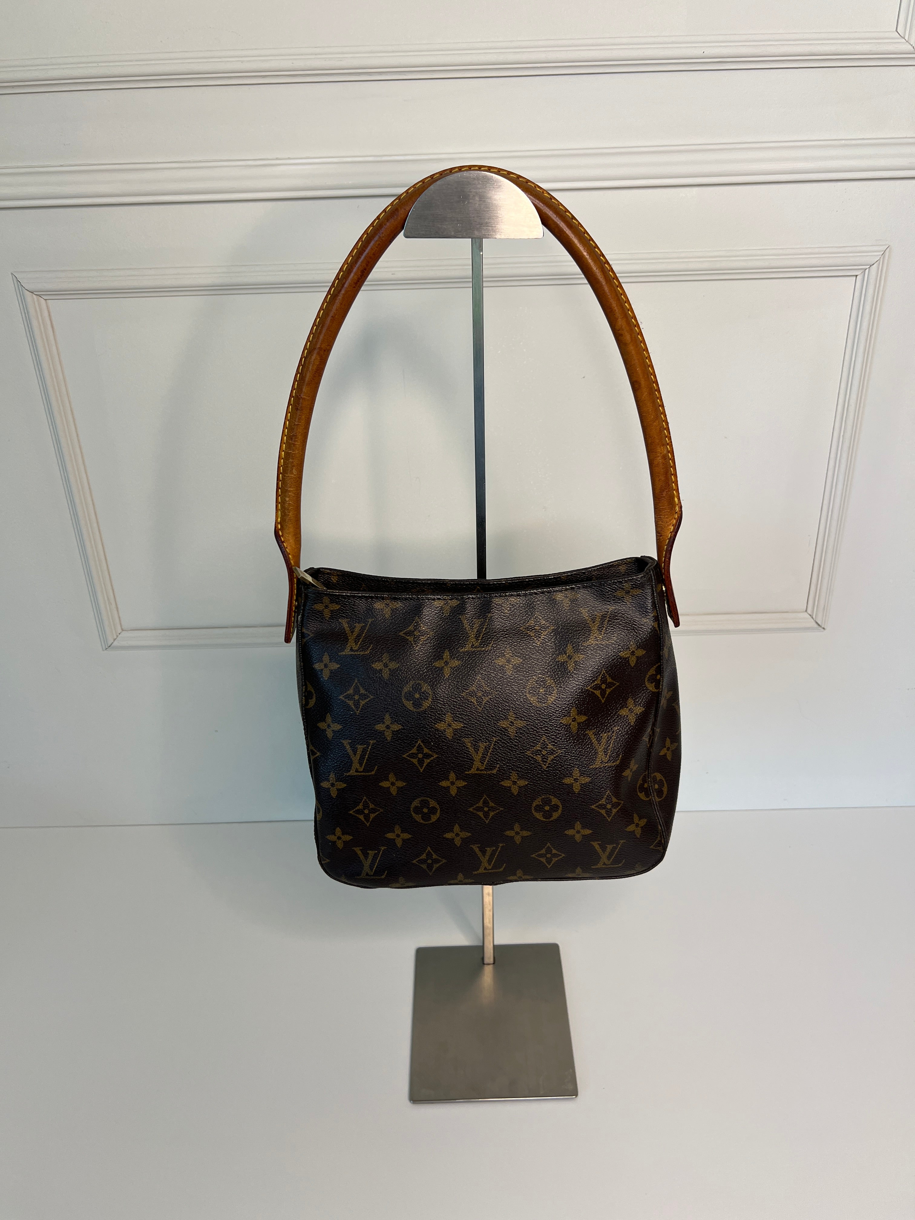 Louis Vuitton Looping MM schoudertas