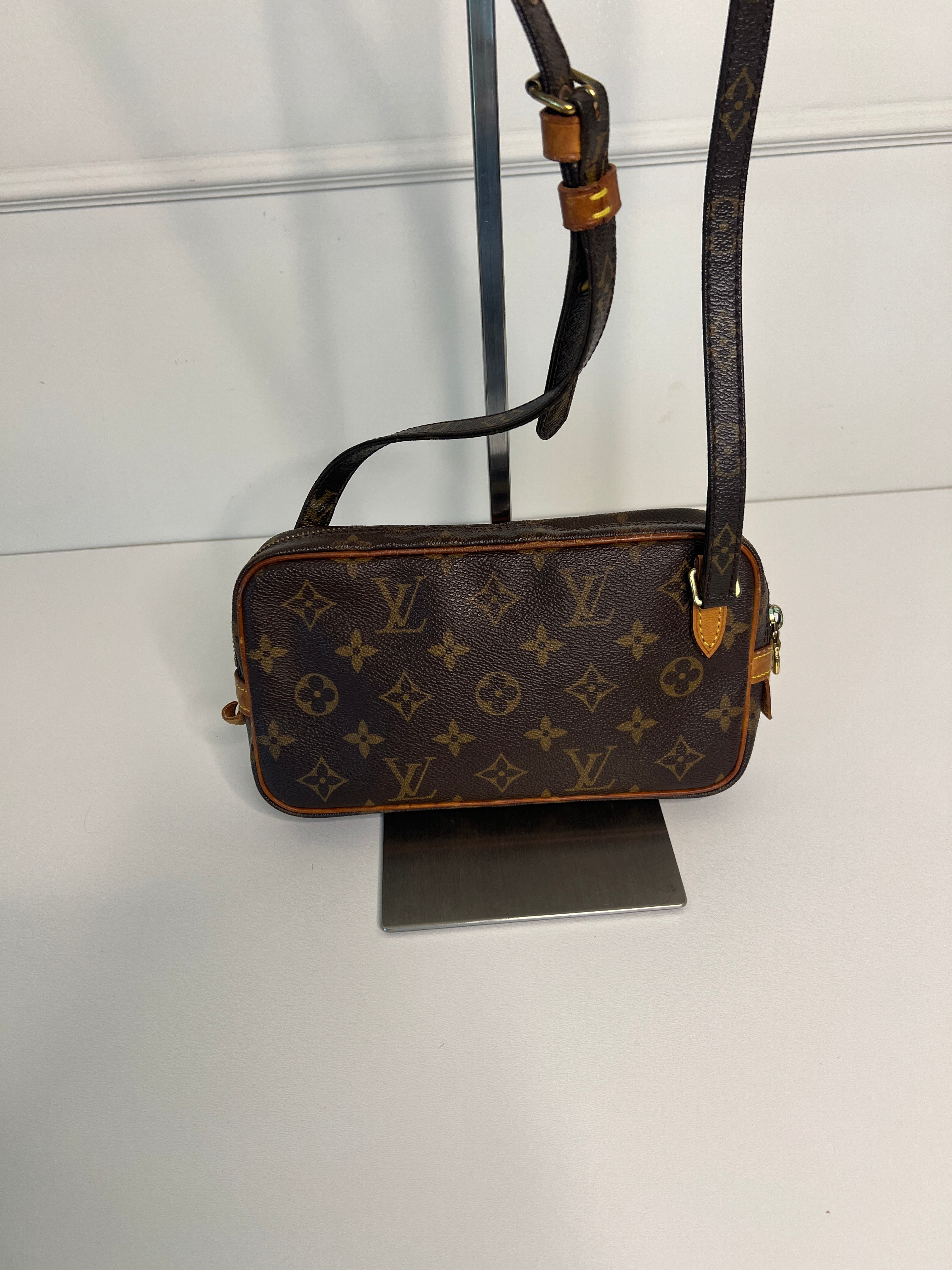Louis Vuitton Marly Bandoulière Monogram – Crossbody Tas