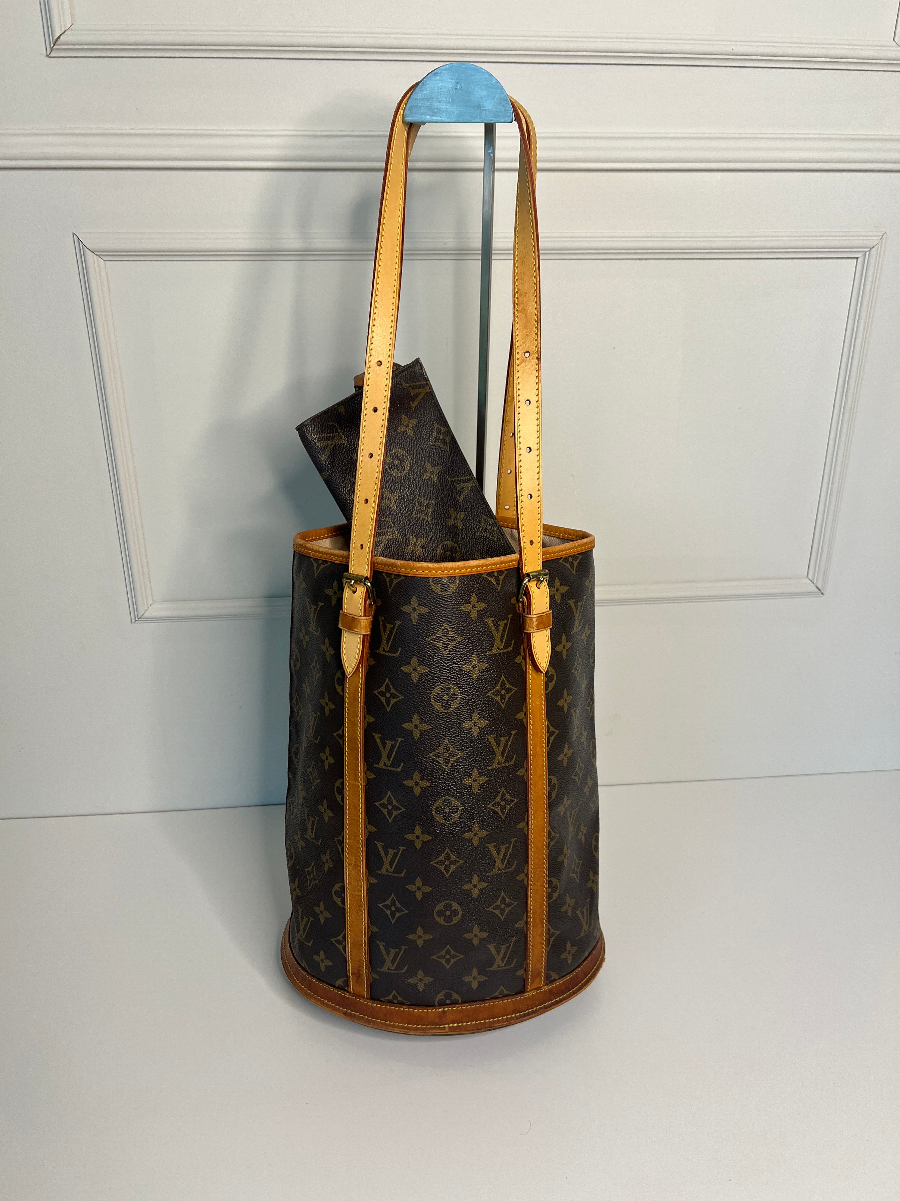 Louis Vuitton Bucket GM Monogram Canvas Schoudertas Bucket Bag