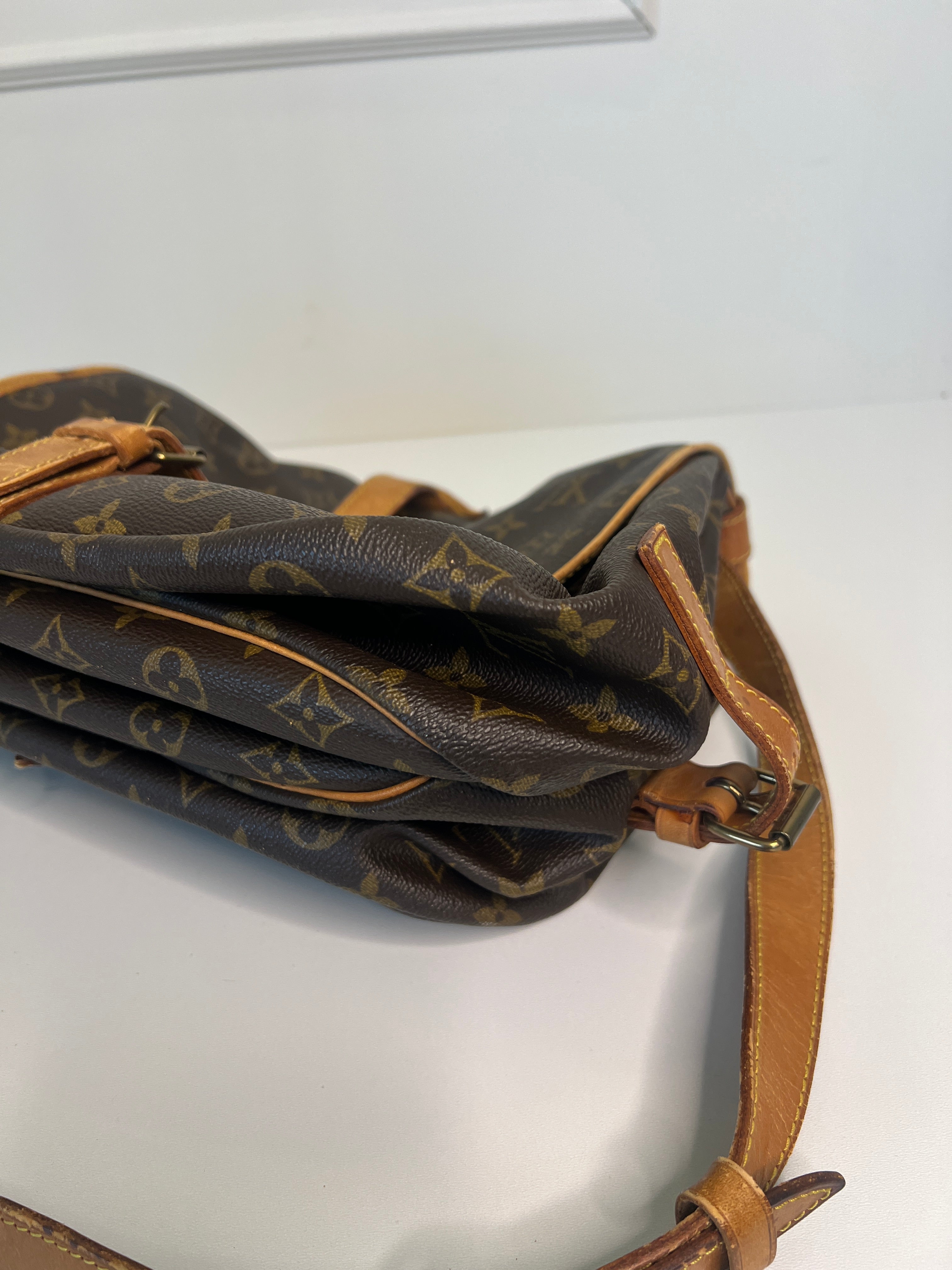 Louis Vuitton Saumur 35 schoudertas