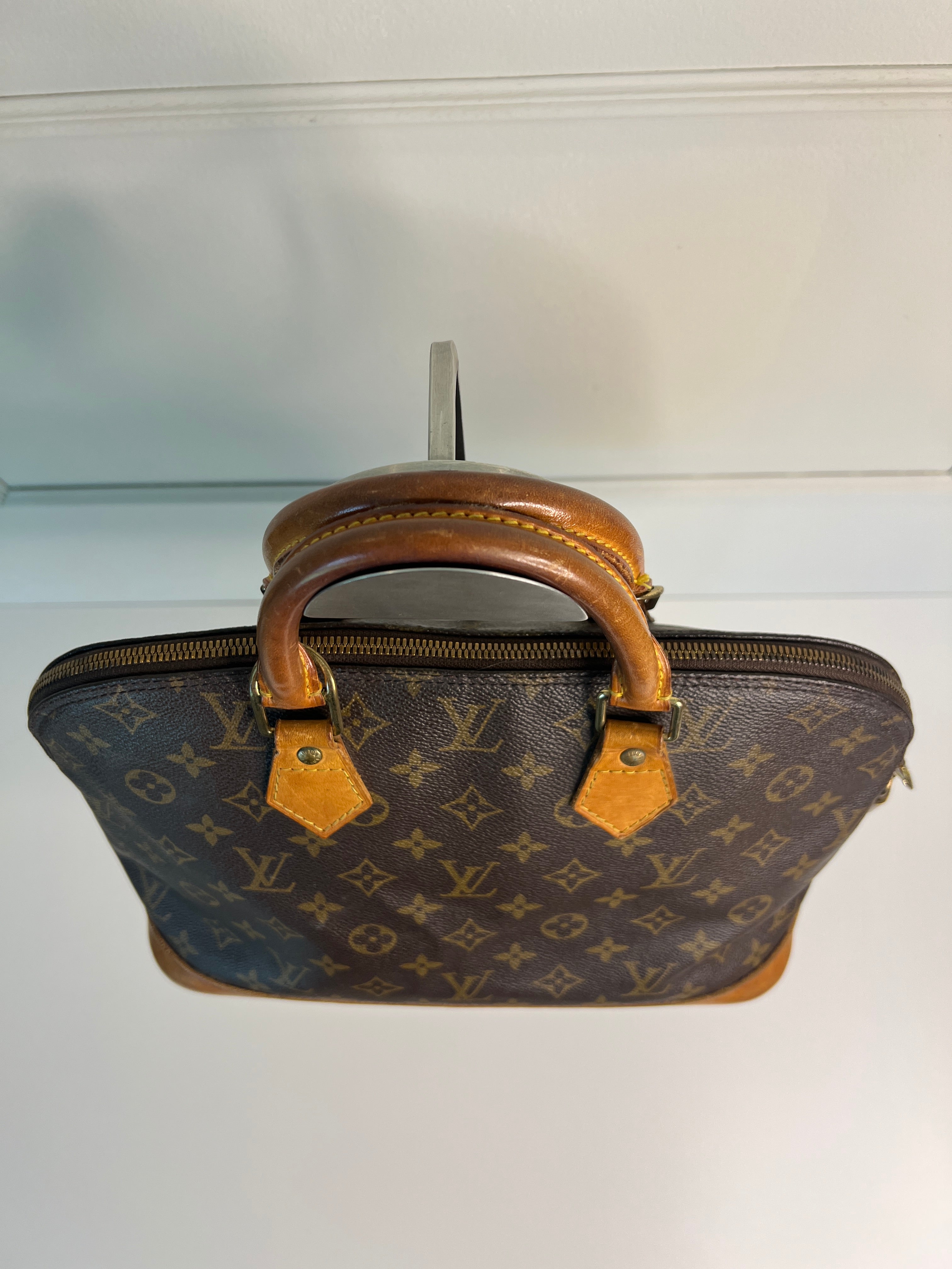 Louis Vuitton Alma PM monogram canvas Handtas