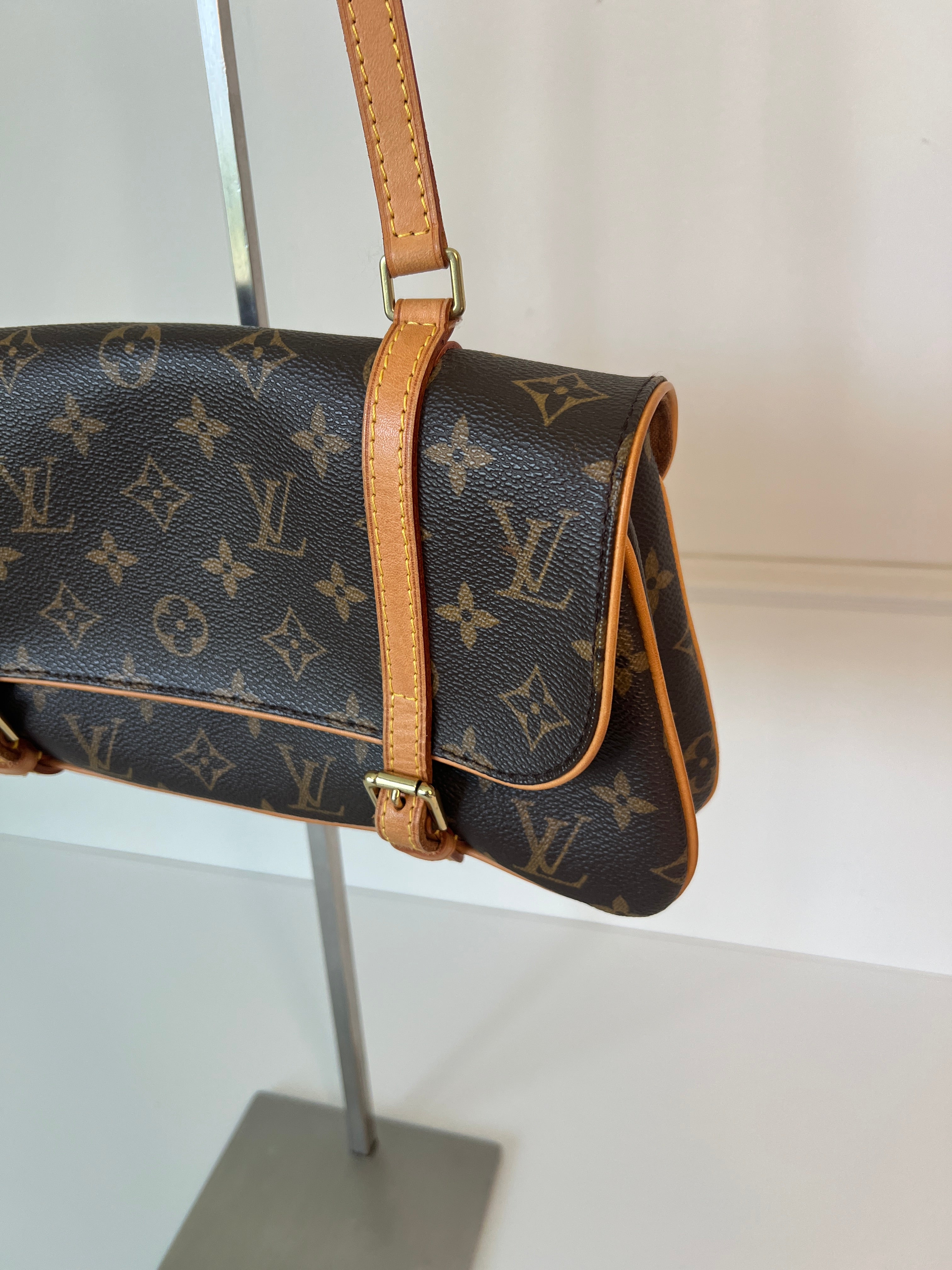 Louis Vuitton Marelle MM schoudertas