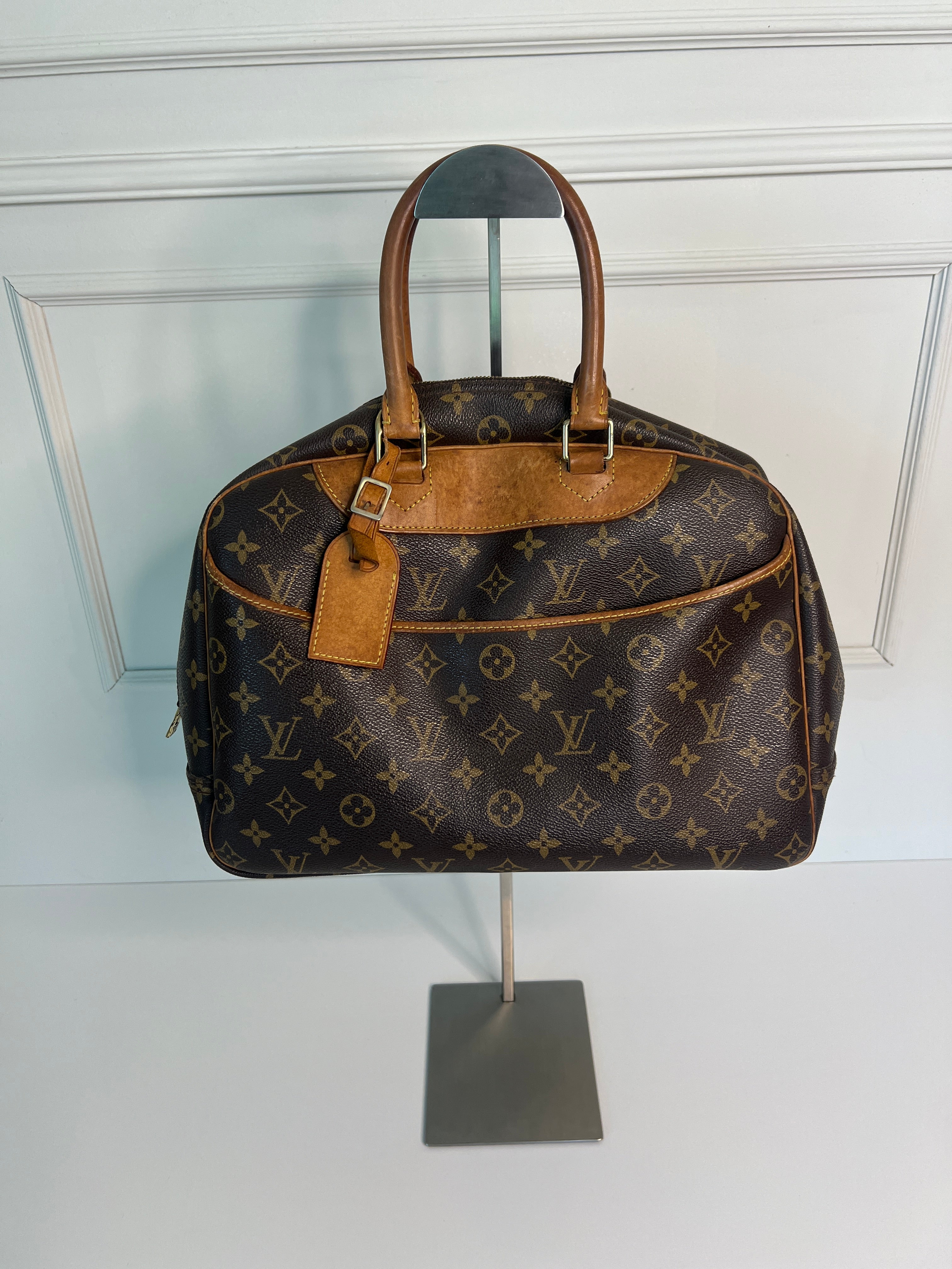 Louis Vuitton Deauville Monogram Canvas Handtas