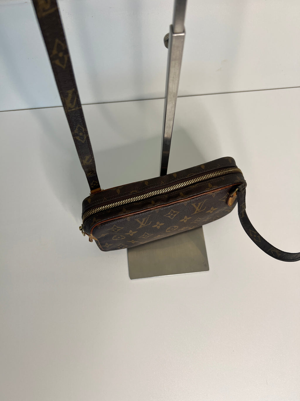 Louis Vuitton Marly Bandoulière Monogram – Crossbody Tas
