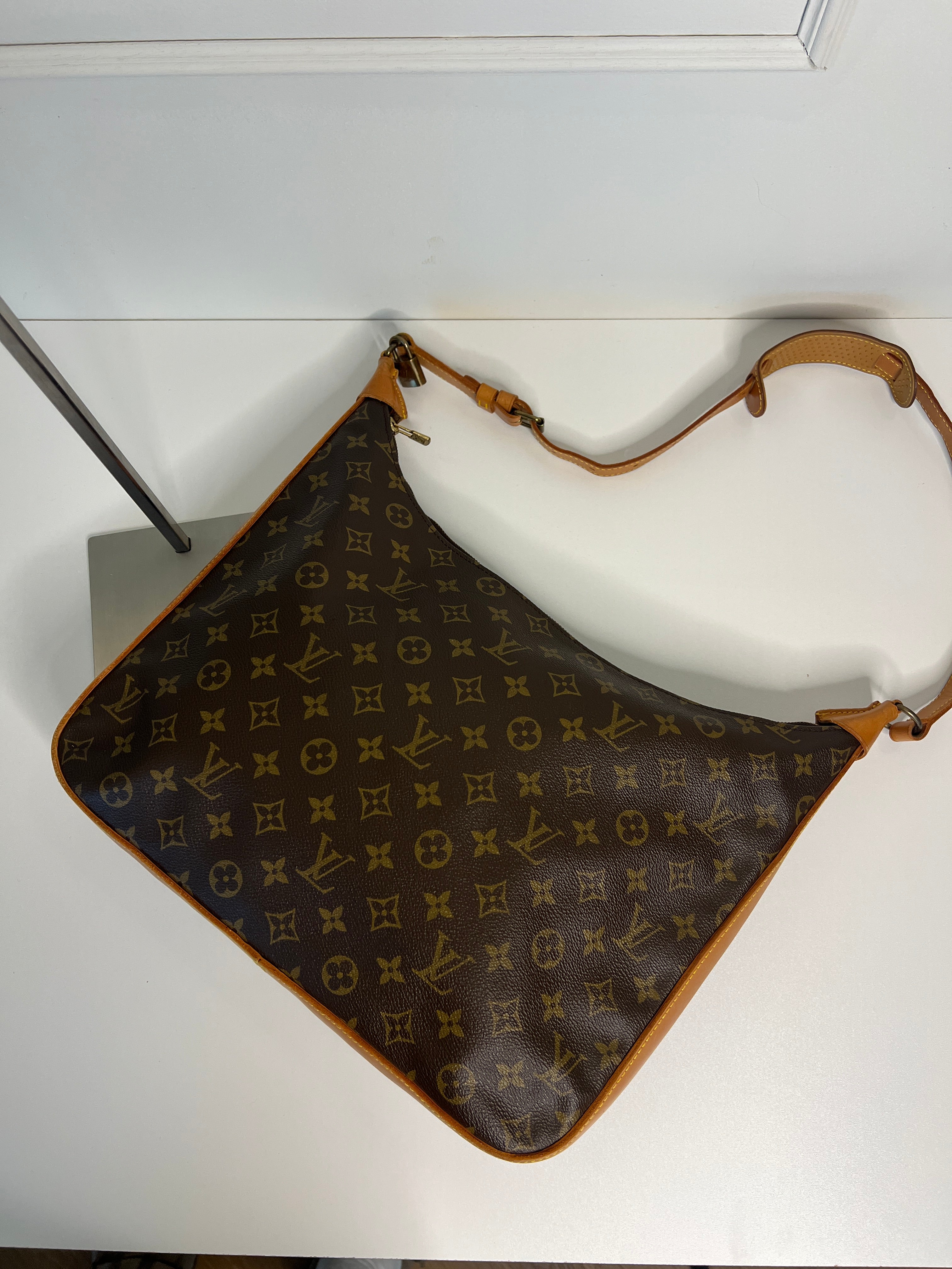 Louis Vuitton Boulogne 30 Monogram Canvas Umhängetasche