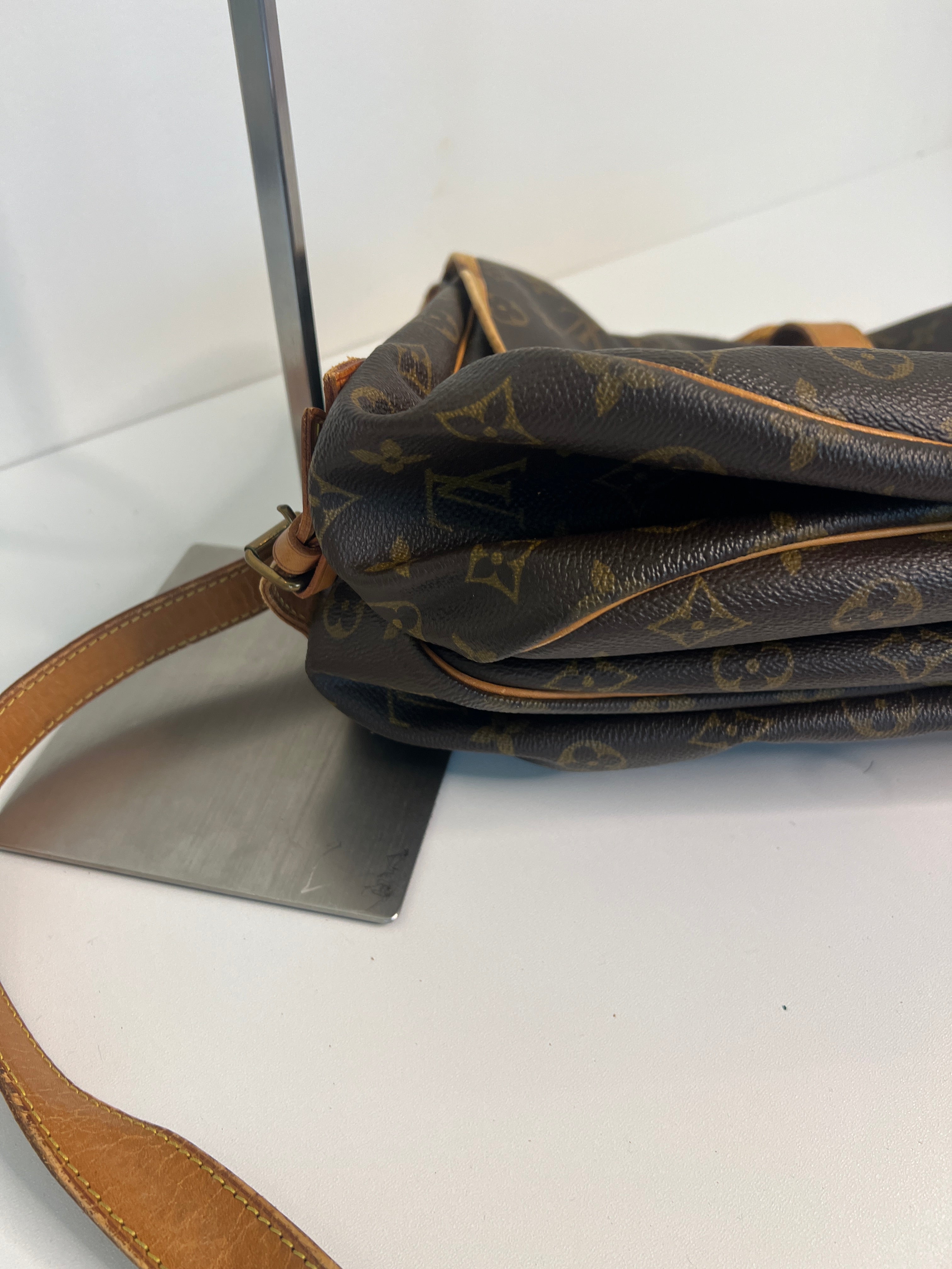 Louis Vuitton Saumur 35 schoudertas