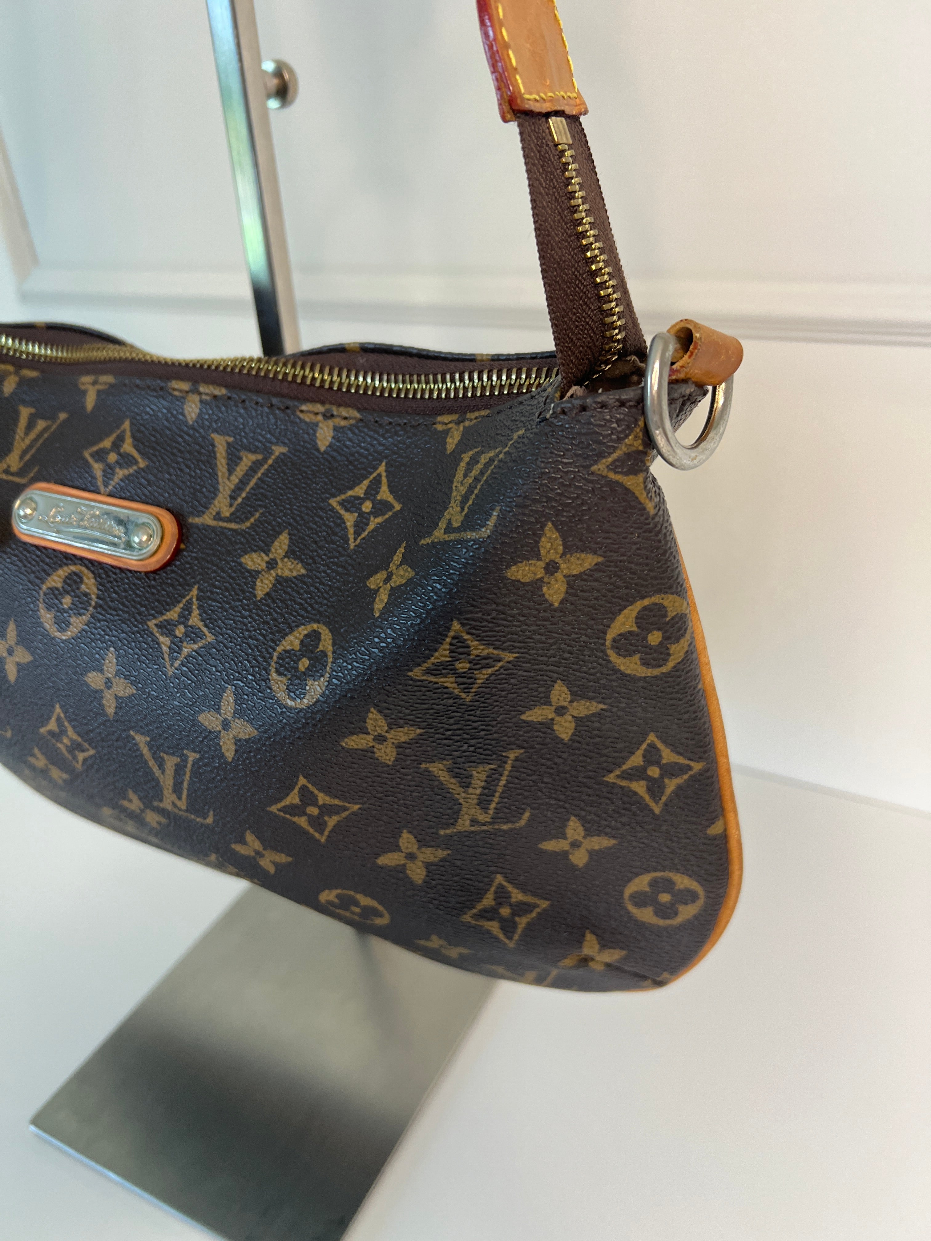 Louis Vuitton Eva Monogram Canvas Crossbody Tas