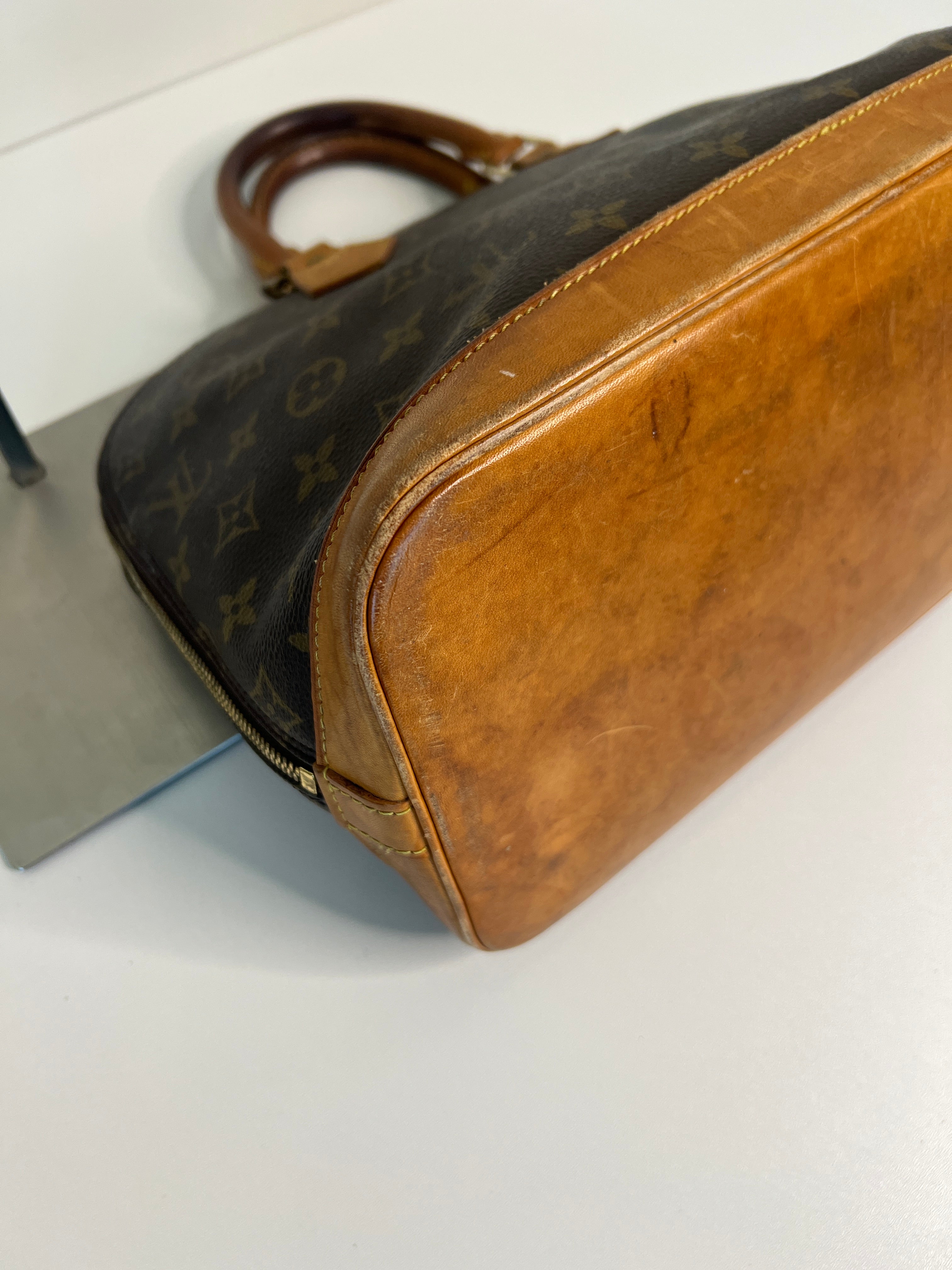 Louis Vuitton Alma PM monogram canvas Handtas