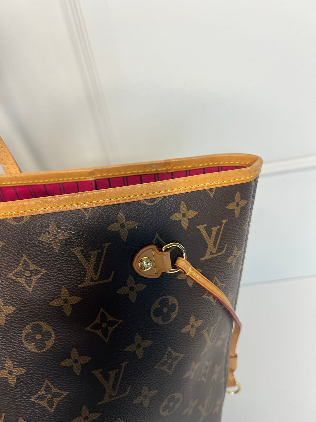 Louis Vuitton Neverfull GM Monogram Canvas Pink Pochette