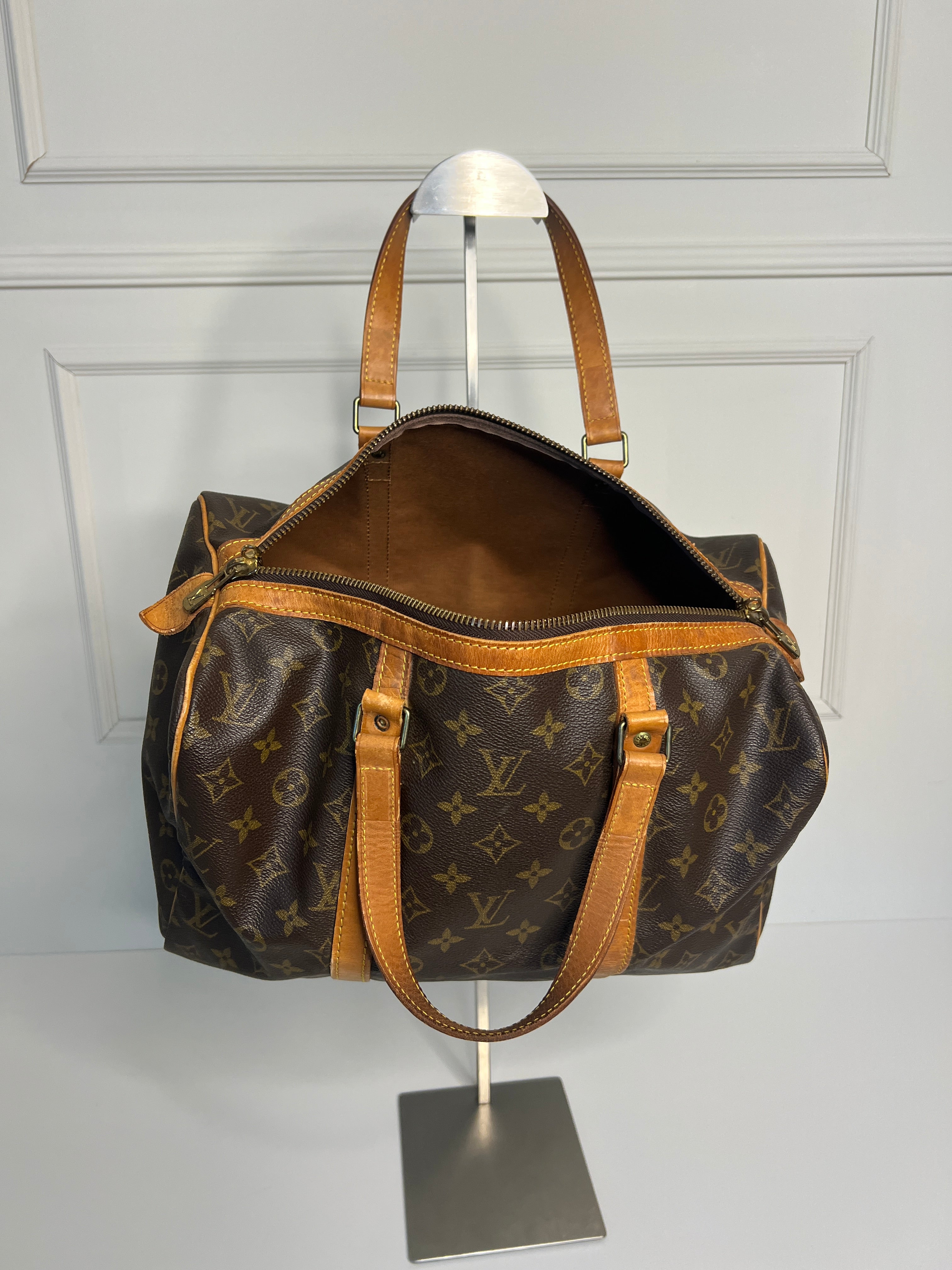 Louis Vuitton Sac Flanerie 35 Monogram Canvas Schoudertas