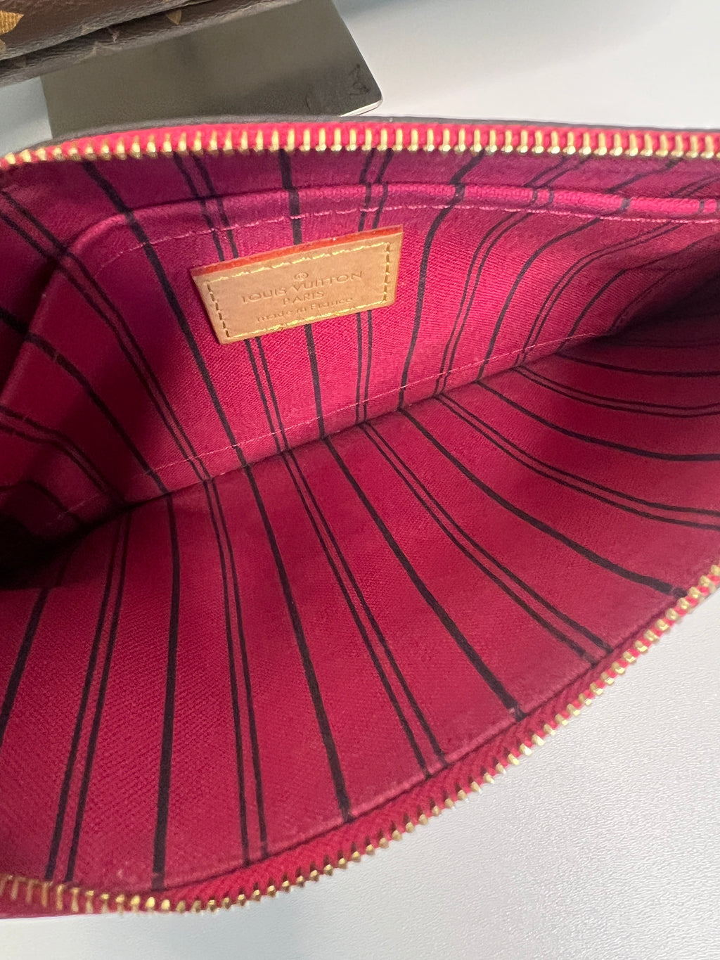 Louis Vuitton Neverfull GM Monogram Canvas Pink Pochette
