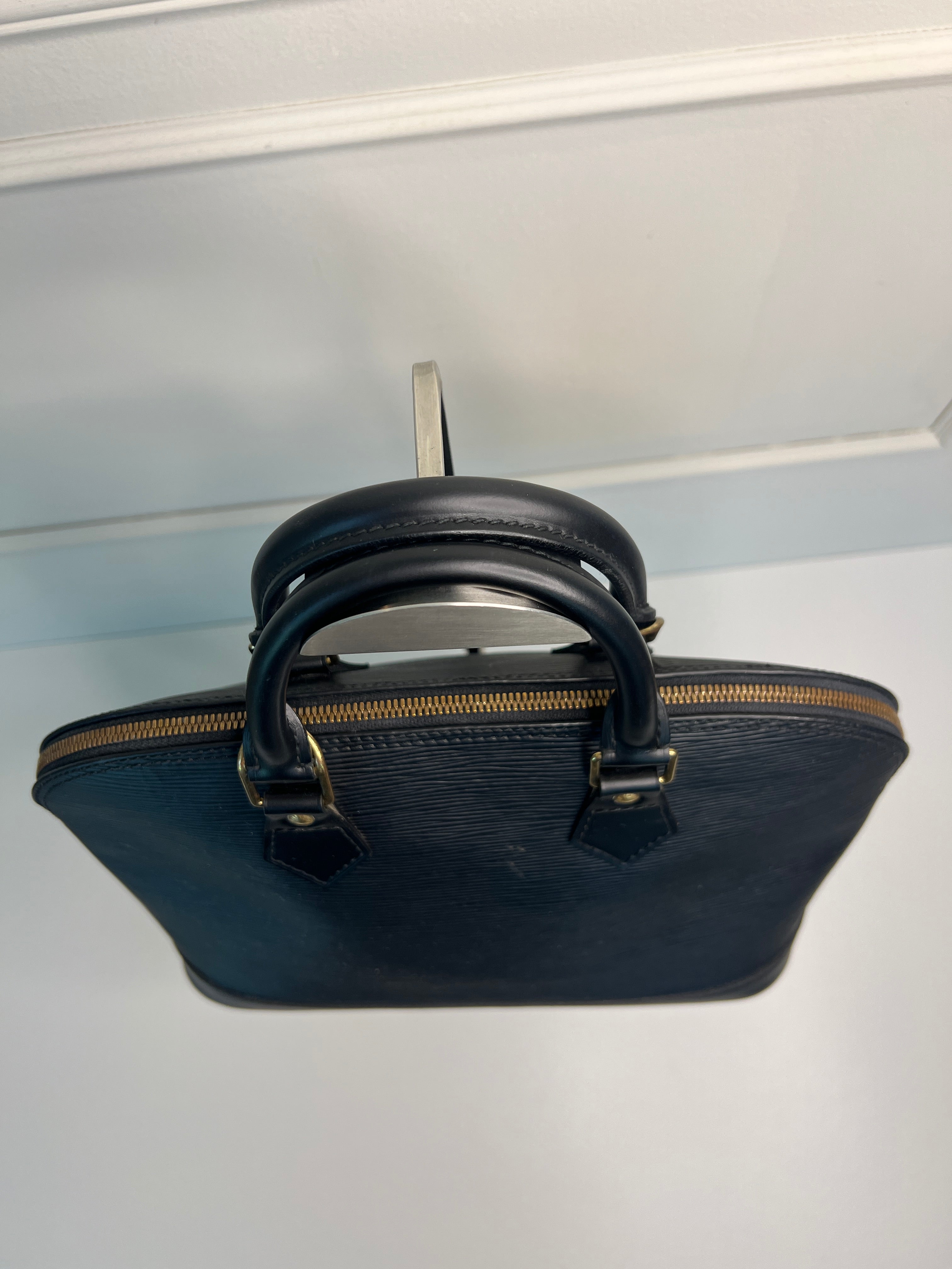 Louis Vuitton Alma PM Epi leder Handtas