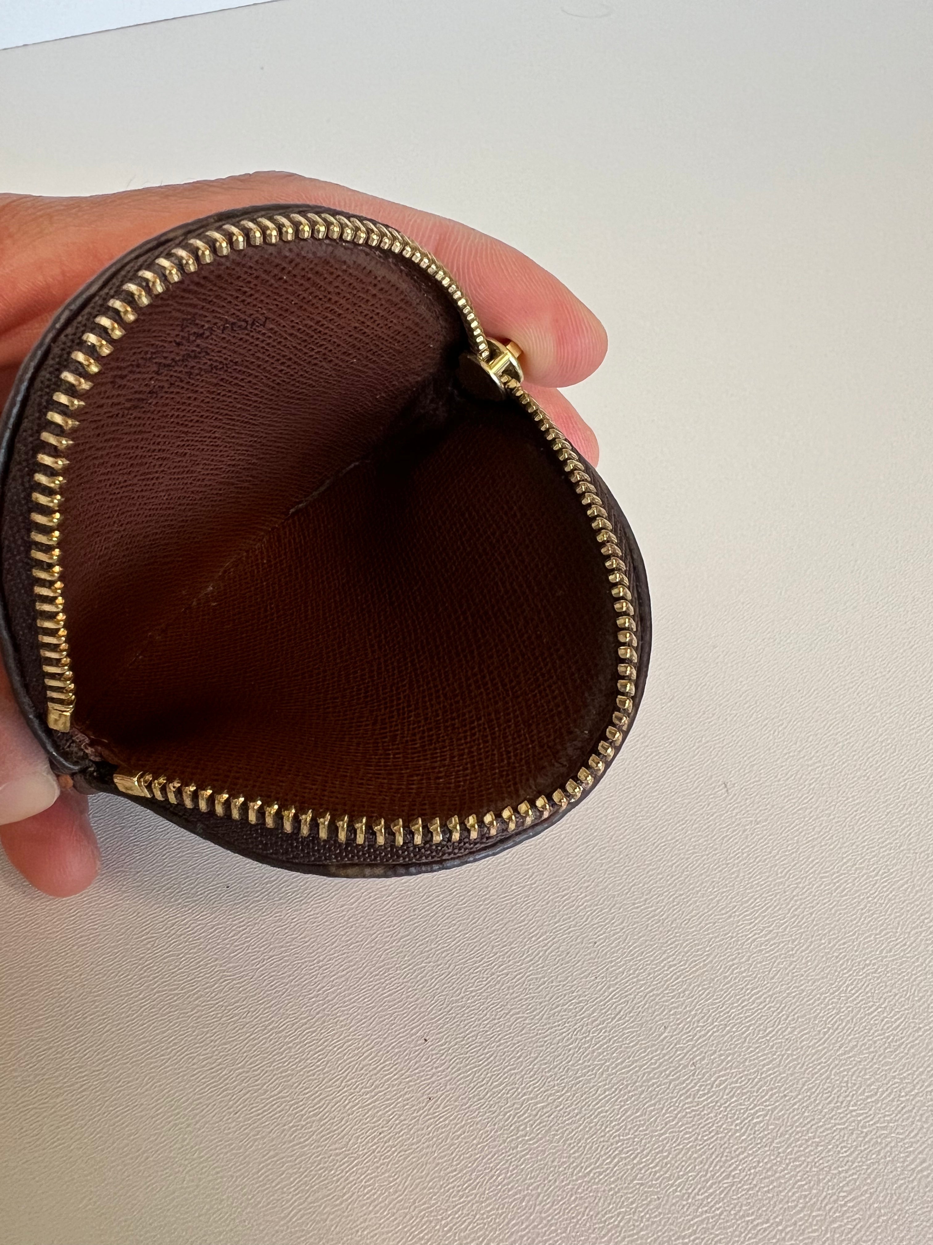 Louis Vuitton Monogram Coin Purse Rond